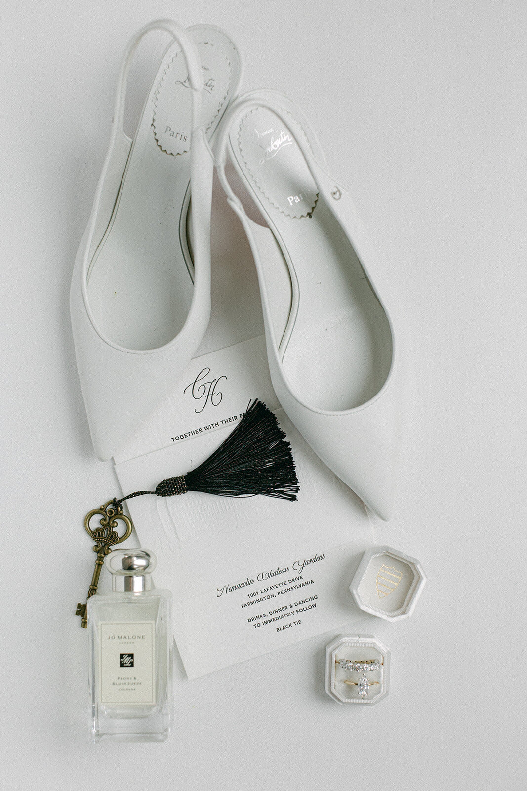 Meg Lee is a luxury Pittsburgh wedding photographer specializing in timeless, editorial, and heartfelt wedding photography for modern couples.