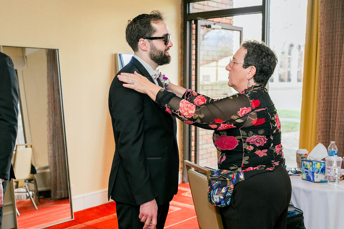Eliana-Melmed-Photography-Chicago-LosAngeles-Jewish-WeddingPhotography-AndrewReady-00085