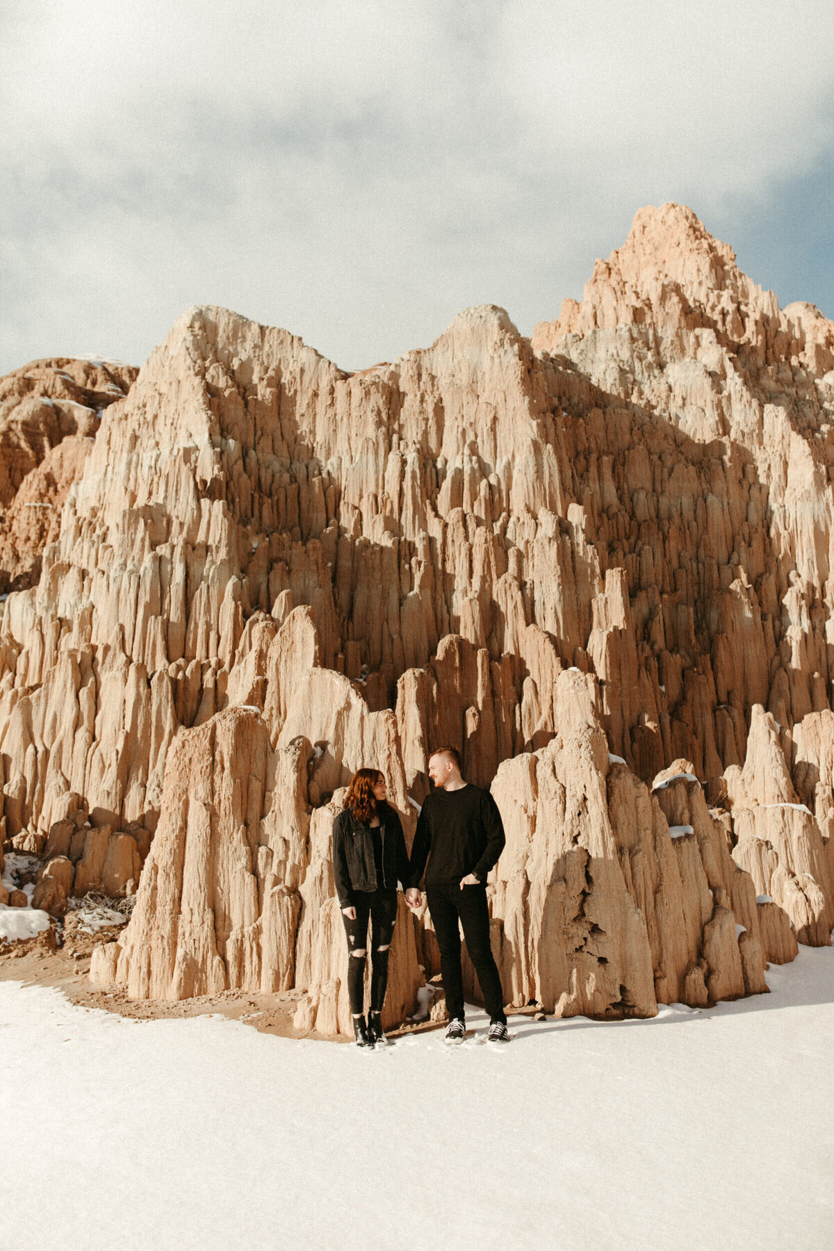 cathedral-gorge-state-park-nevada-snowy-desert-engagement-session-2