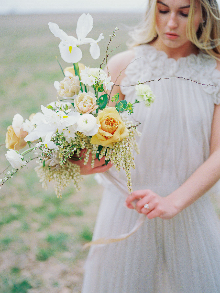 Graceful_Countryside_Fine_Art_Bridal_Maryland_Wedding_Megan_Harris_Photography-16