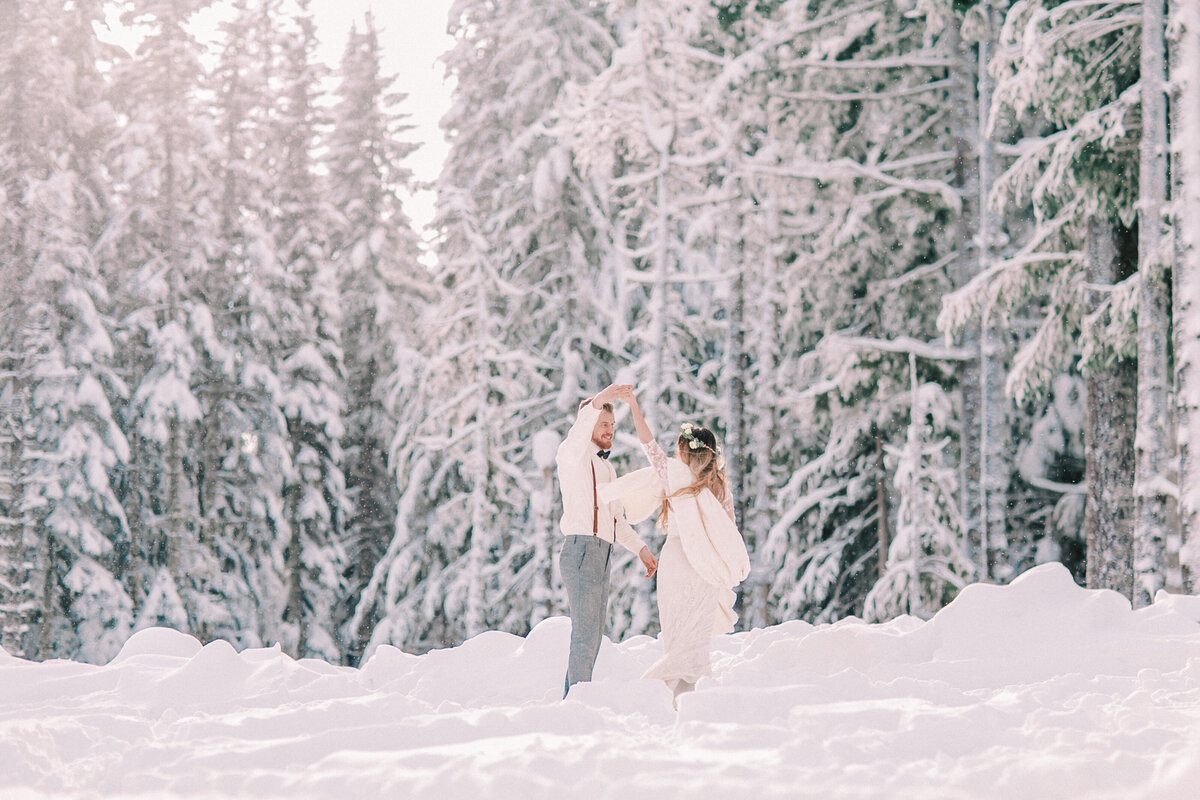 Winter Mount Hood Wedding, Rachel Howerton Photography (68)
