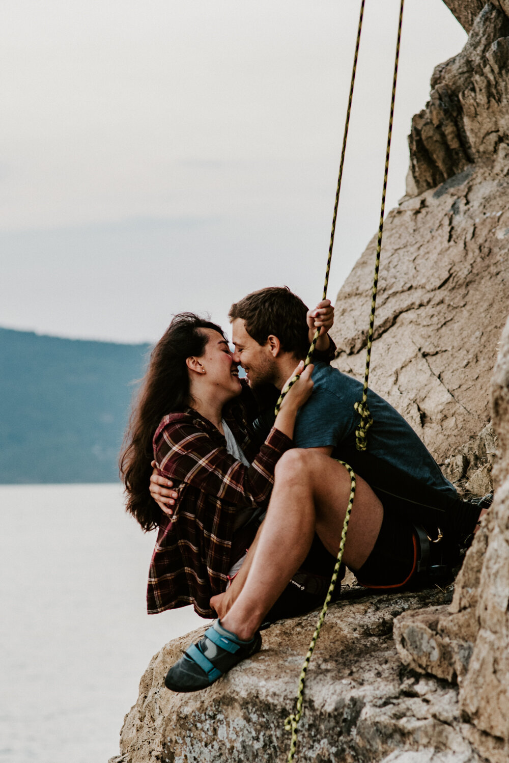 Rock climbing photo session for engagement in Squamish, BC