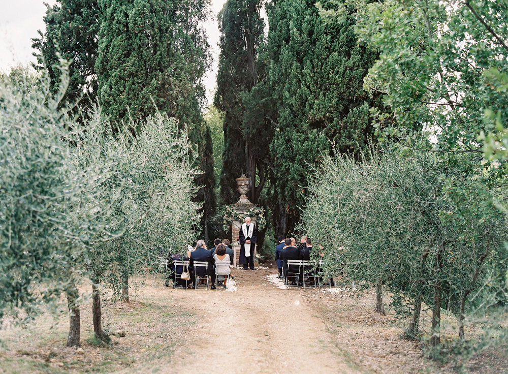 Borgo Stomennano Tuscany Wedding Photographer Luxury Bride Destination Fine art Film Wedding Vicki Grafton Photography.JPG44