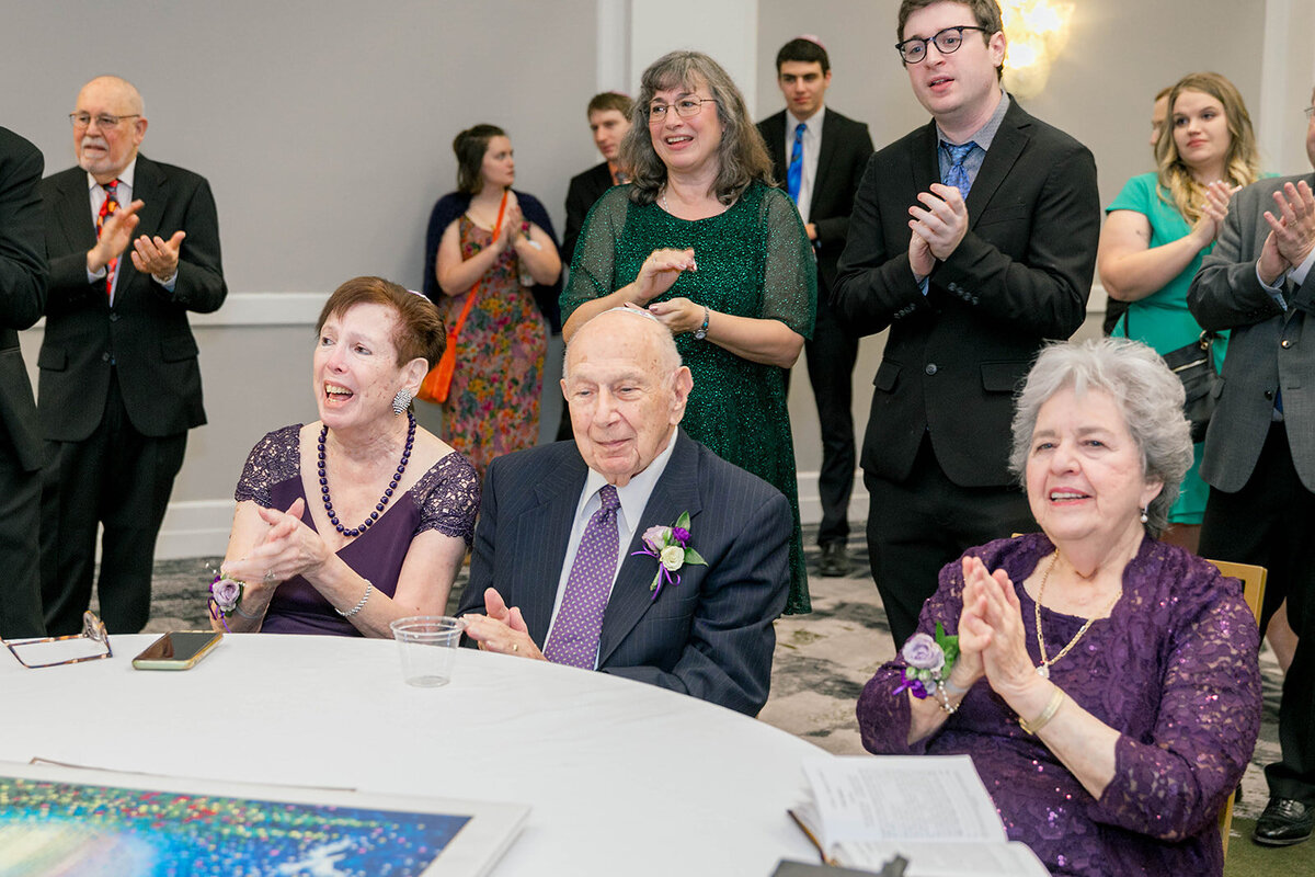 Eliana-Melmed-Photography-Chicago-LosAngeles-Jewish-WeddingPhotography-Ketubah-00098