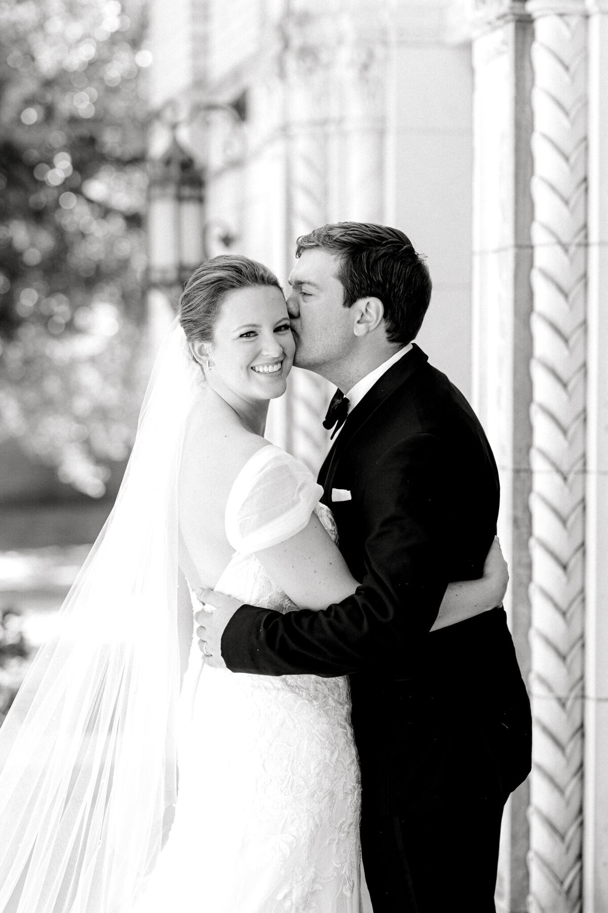 Allie & John Wedding at Royal Oaks Country Club Christ the King Church | Dallas Wedding Photographer | Sami Kathryn Photography-84
