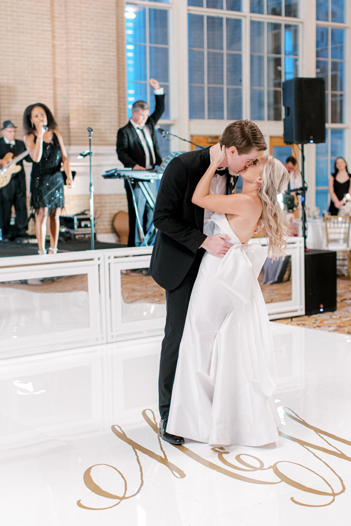 Madison & Michael's Wedding at Union Station | Dallas Wedding Photographer | Sami Kathryn Photography-202