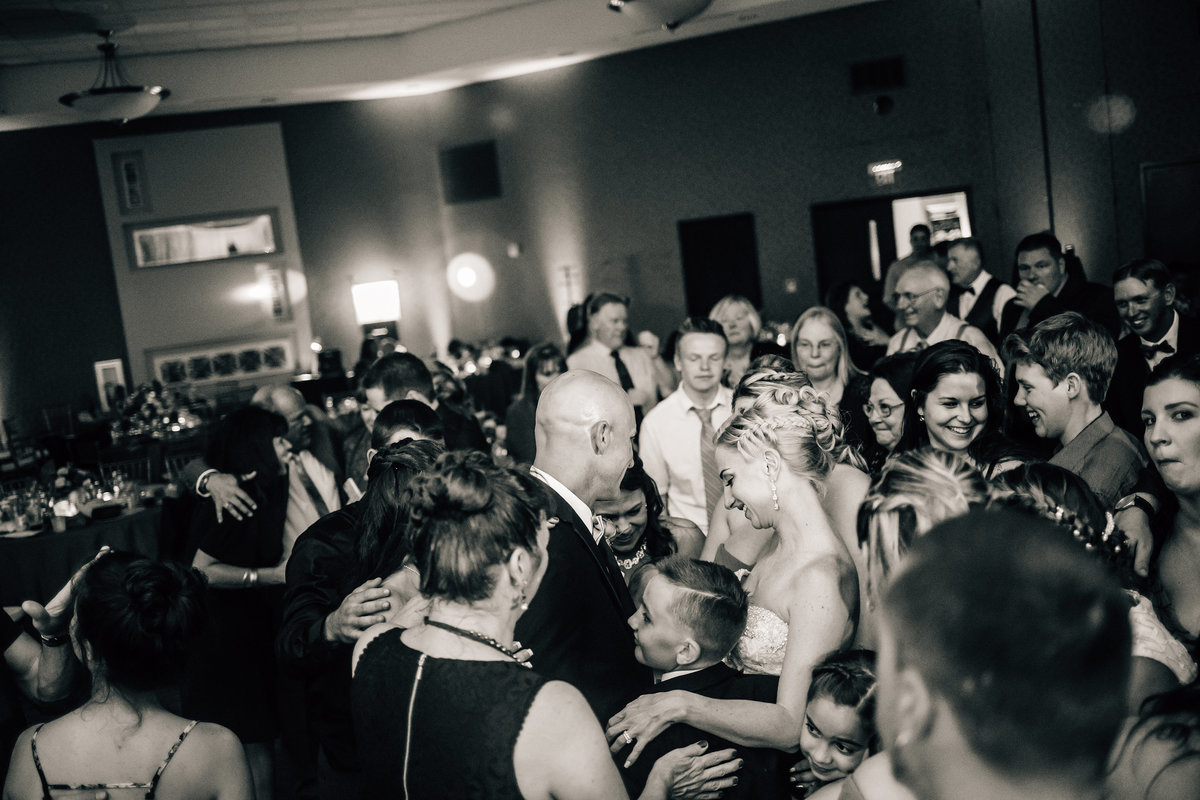 Kimberly_Hoyle_Photography_Milam_The_Back_Center_Melbourne_Wedding-88