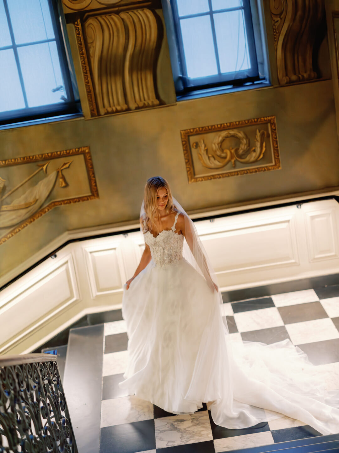 EmmaPilkington_Holly&Antoine-40