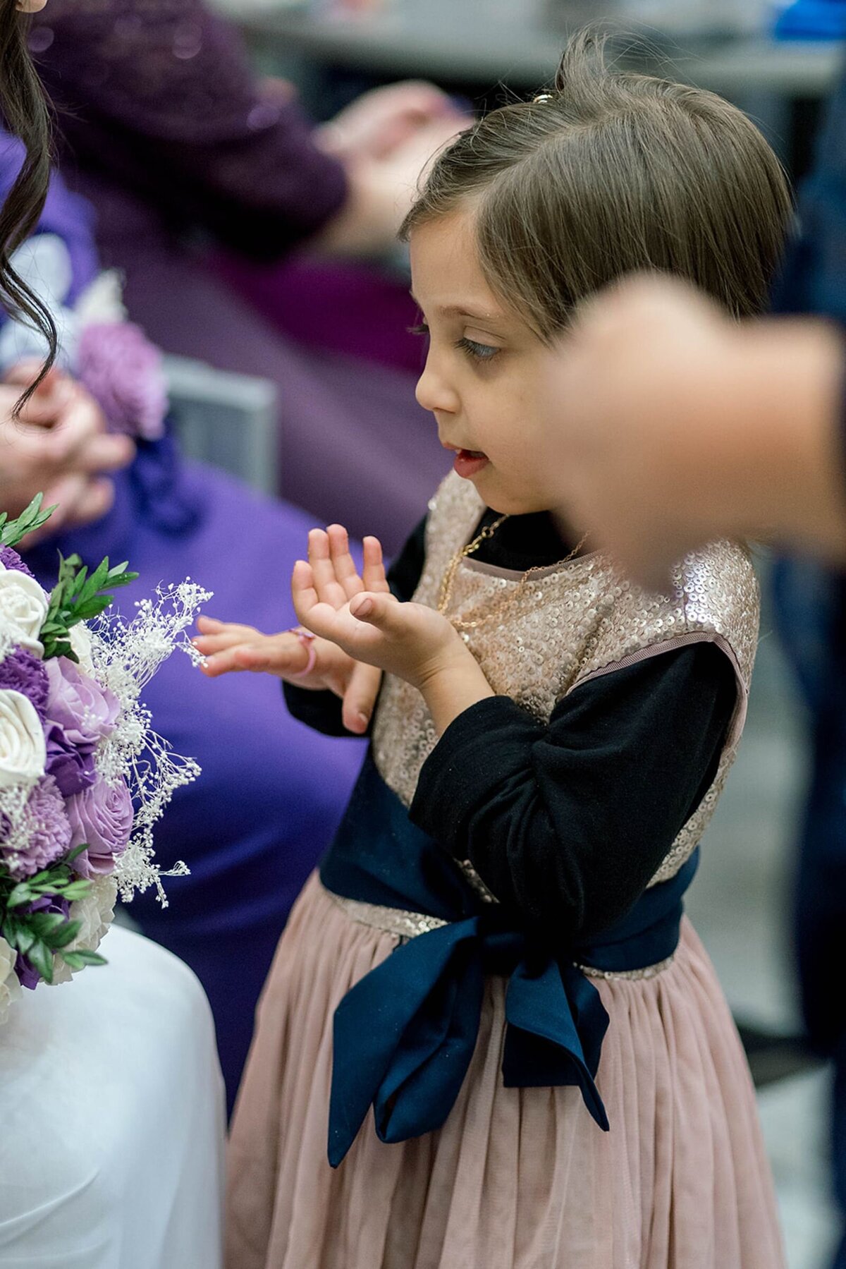 Eliana-Melmed-Photography-Chicago-LosAngeles-Jewish-WeddingPhotographer-CarmiKalman-KabbalatPanim-00083