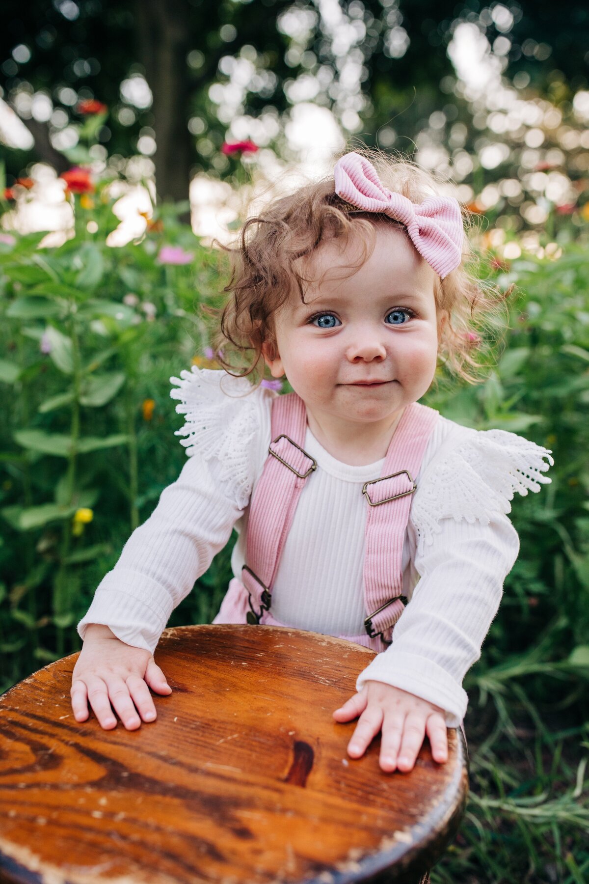 Garden-Child-Photography-Milwaukee