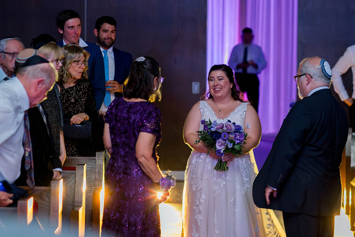 Eliana-Melmed-Photography-Chicago-LosAngeles-Jewish-WeddingPhotography-ElianaSklar-Chuppah-00080