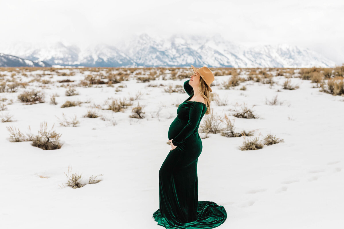 maternity session in Jackson Hole against the gorgeous white snow.