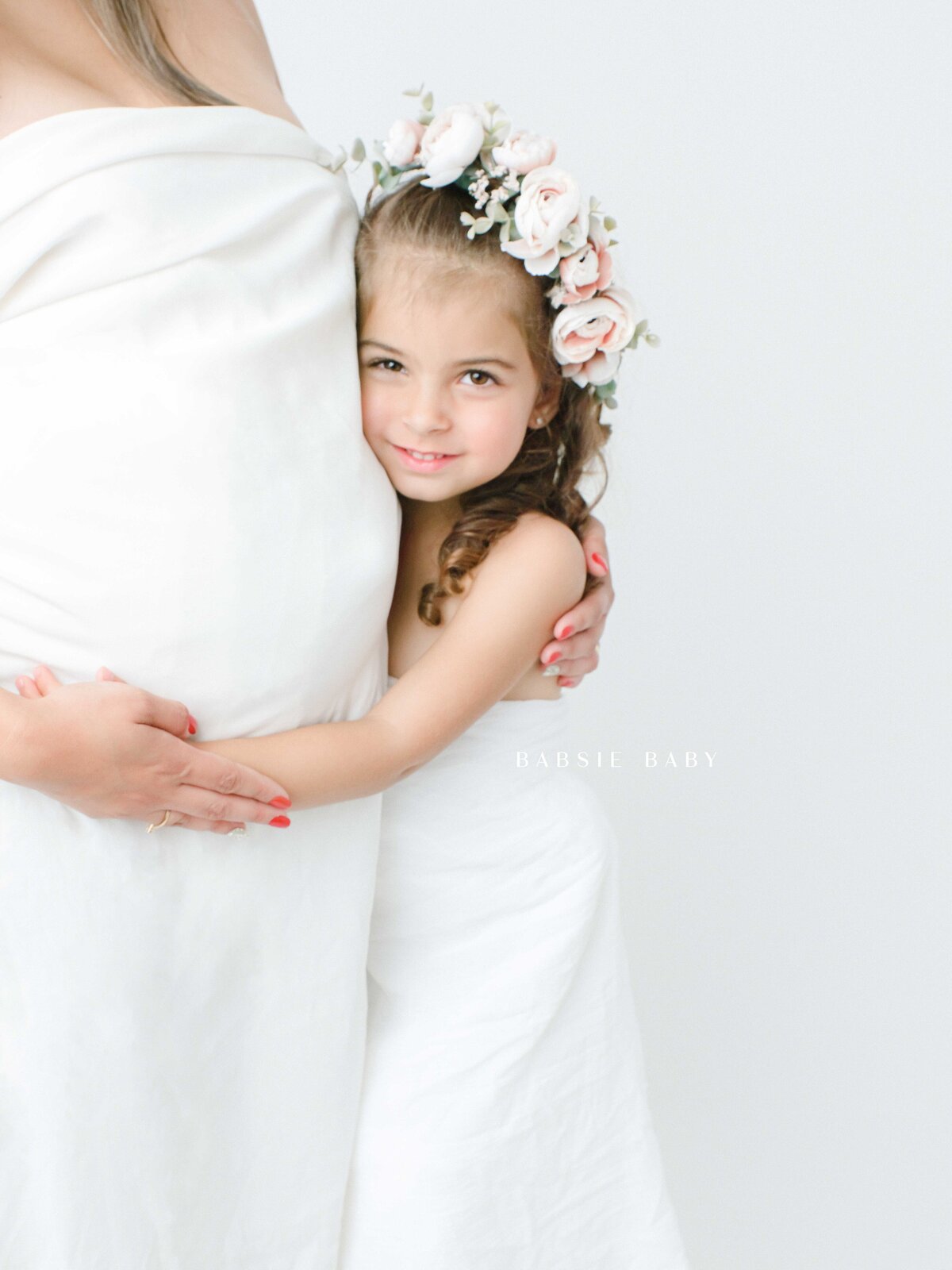 light-and-airy-daughter-mother-baby-san-diego-photo-studio-2020