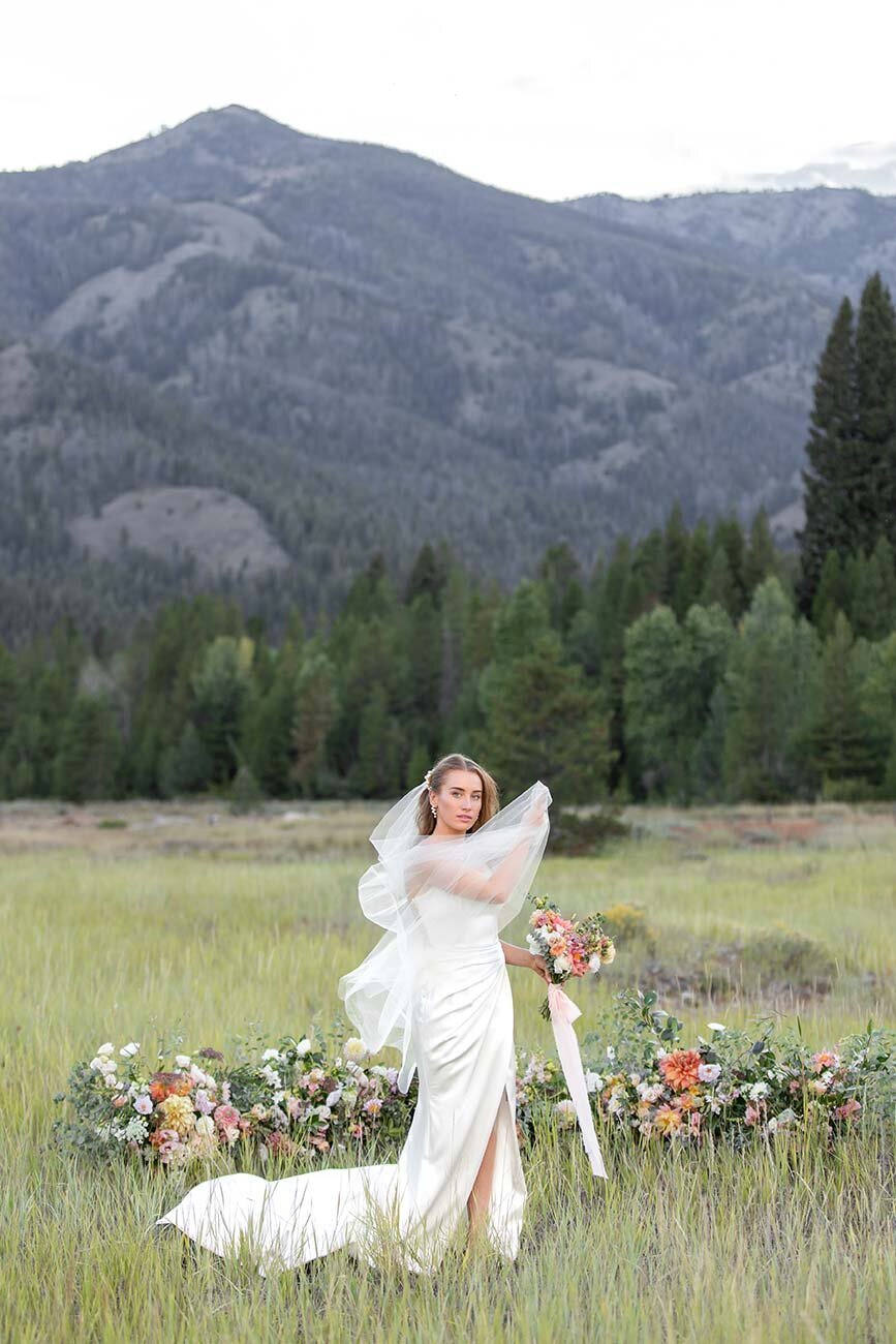 rockey mountain bride wedding dress 2024