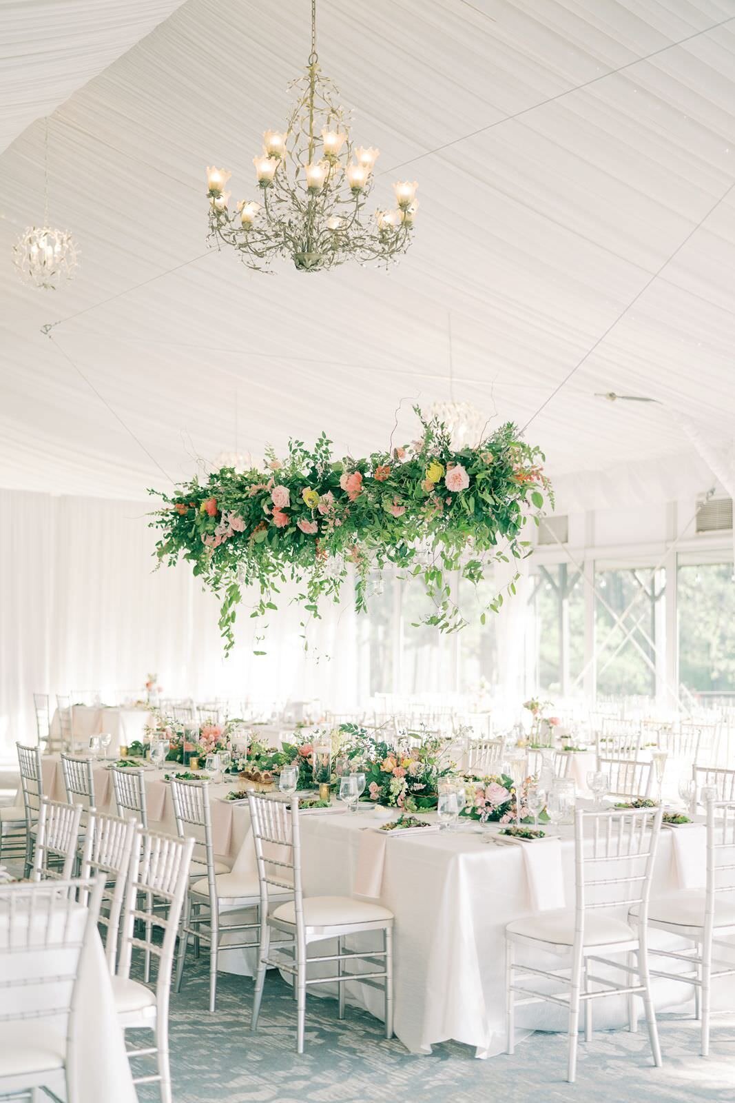 hanging-floral-installation-sarah-sunstrom-photography-monte-bello-estate-wedding