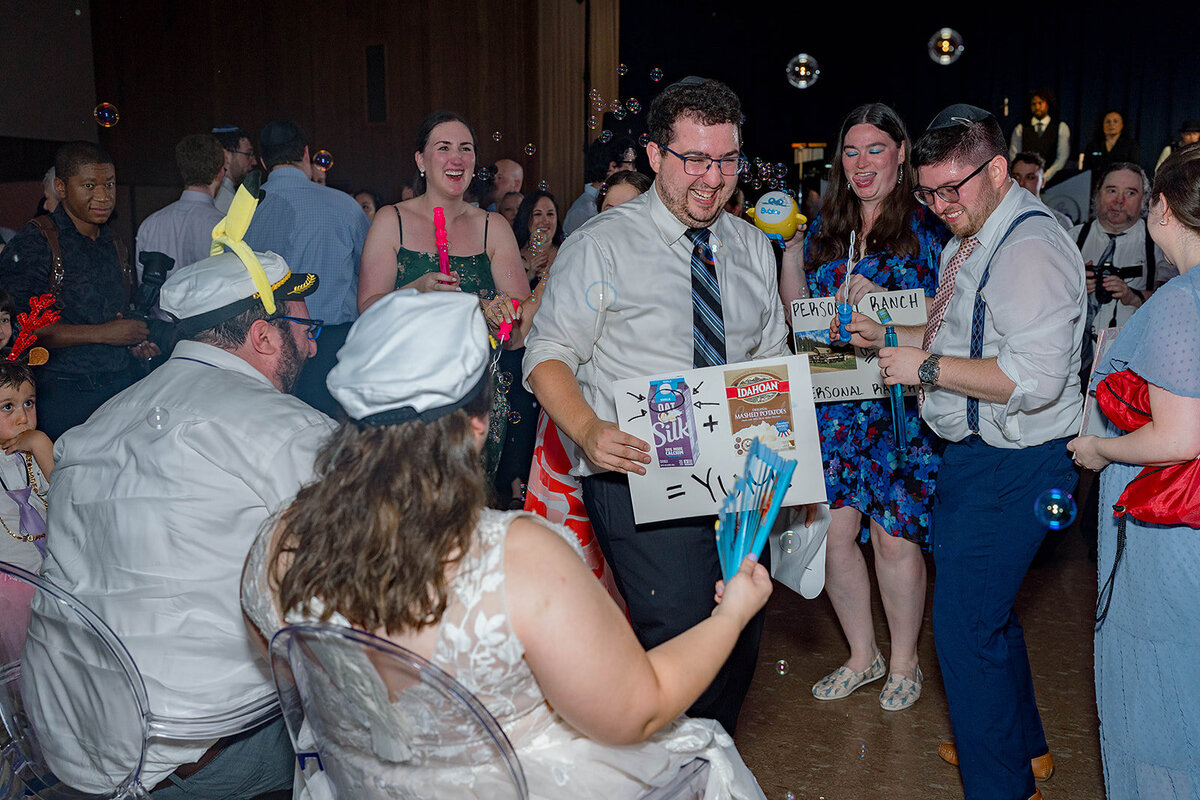 Eliana-Melmed-Photography-Chicago-LosAngeles-Jewish-WeddingPhotography-ElianaSklar-Shtick-00051