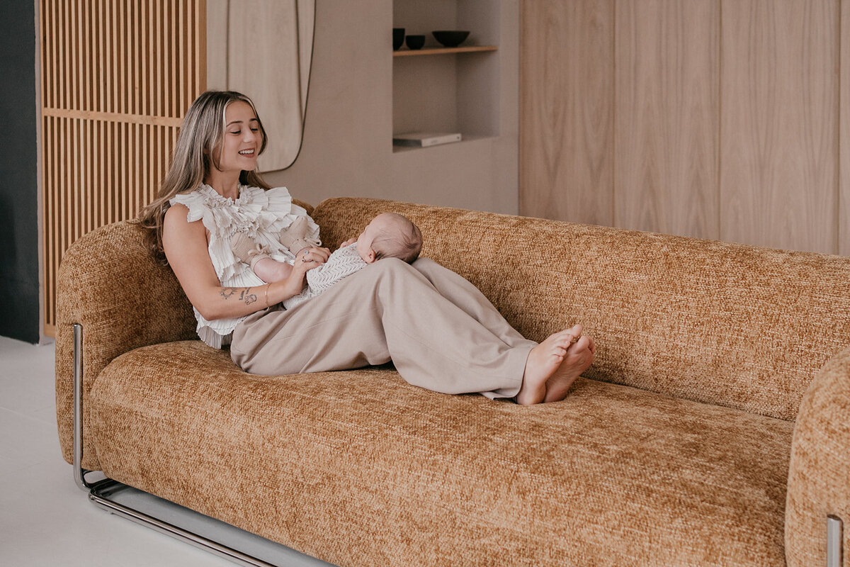 newborn-fotografie-leukfotografie-studio-the-loft-atelier-oost-22