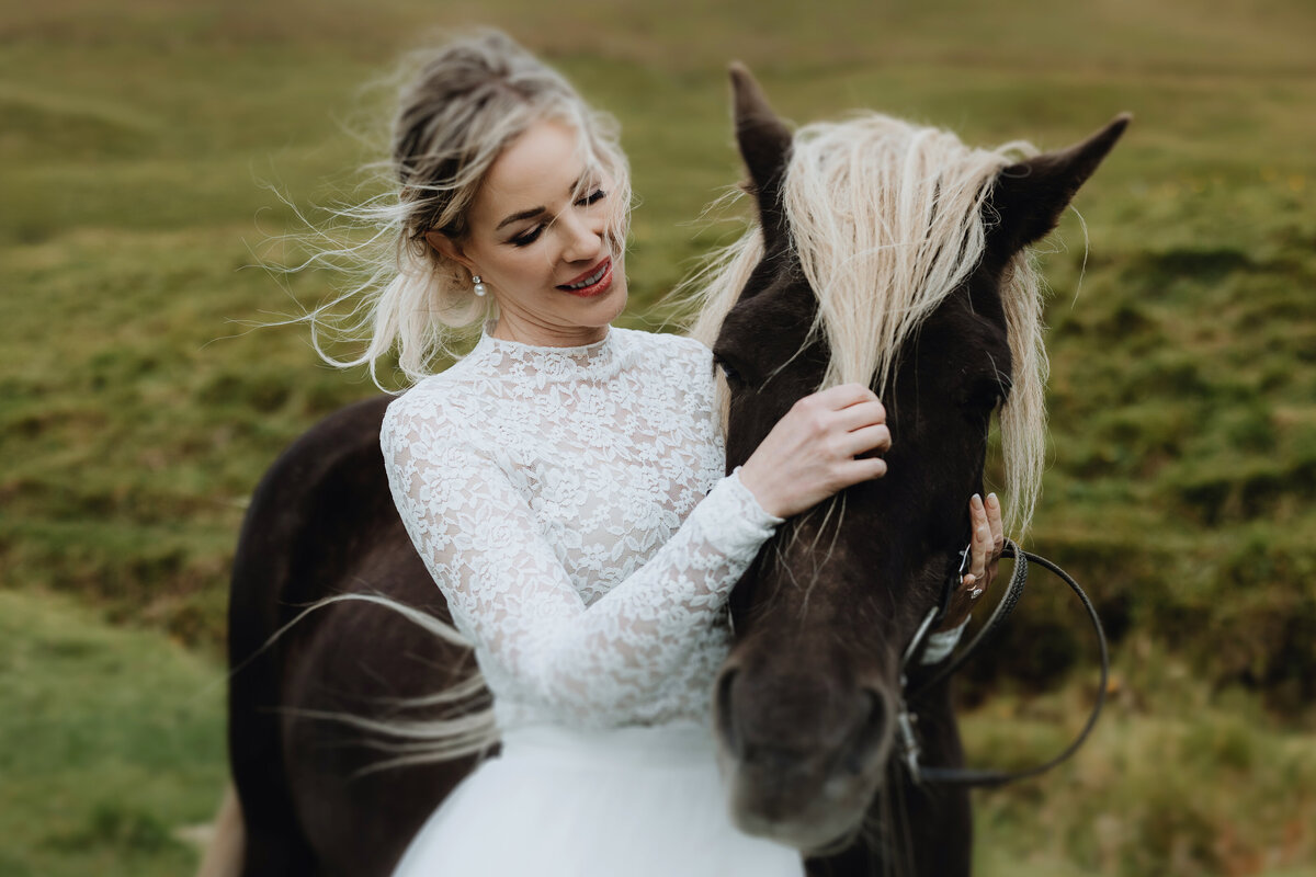 Iceland elopement and wedding photographer _ 10
