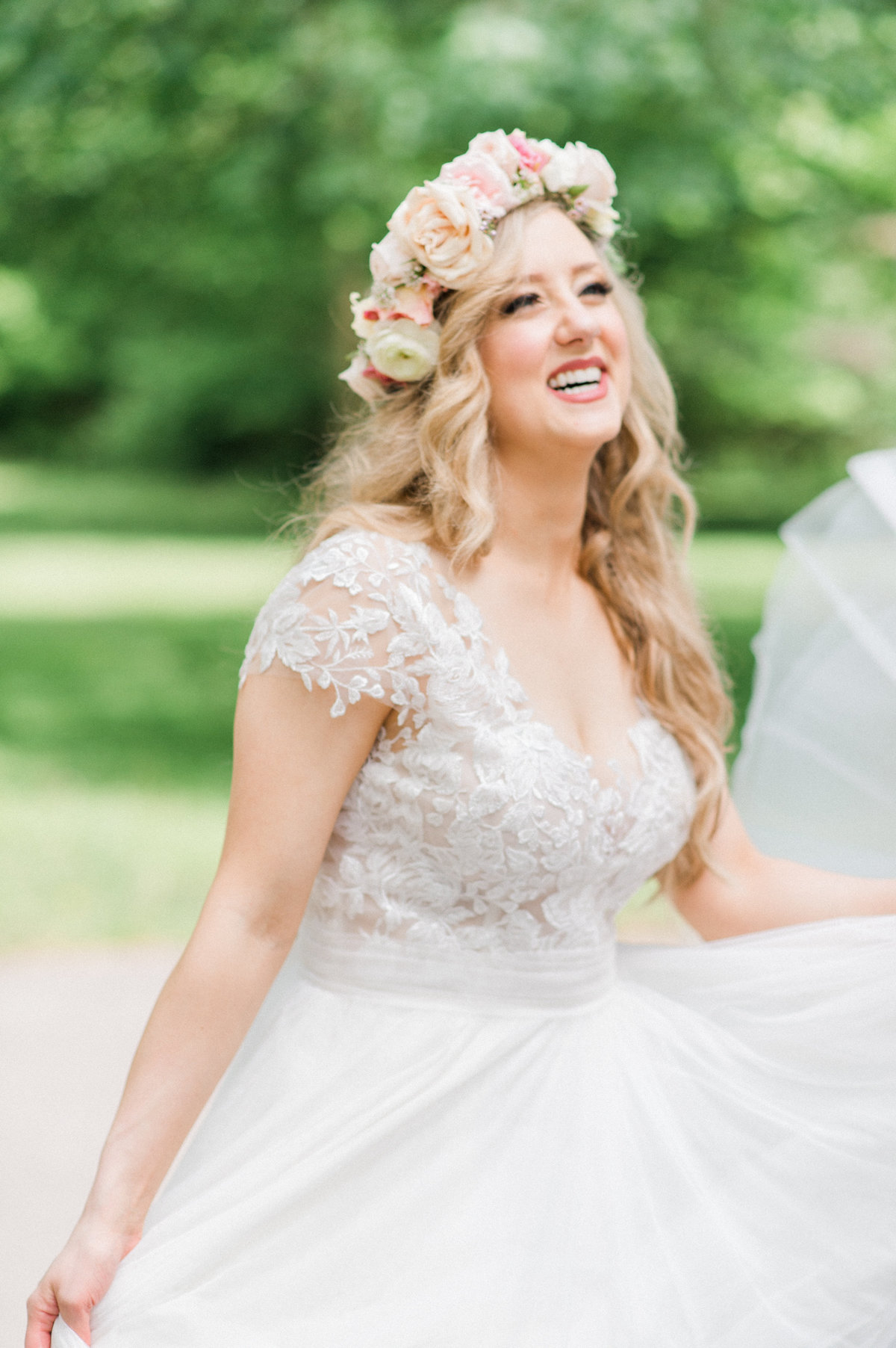 bride-twirling-flower-crown-photo