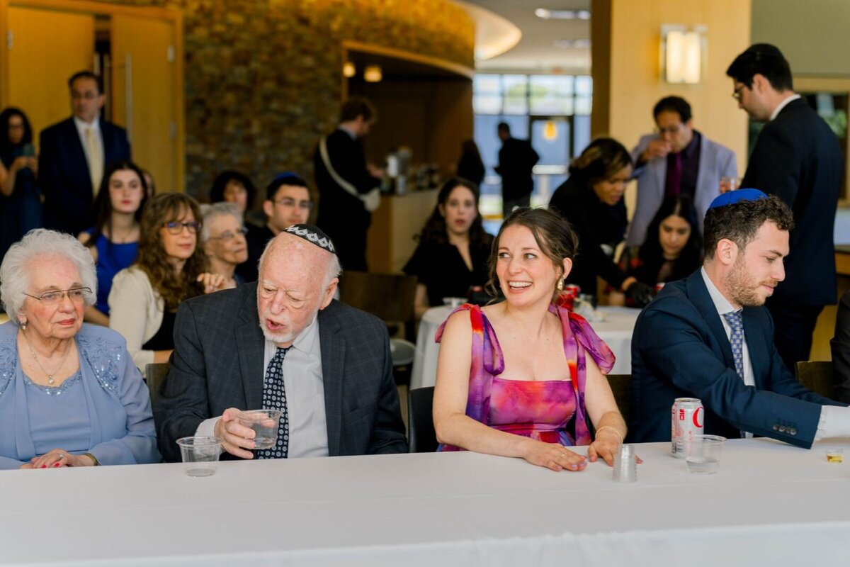 Eliana-Melmed-Photography-Chicago-LosAngeles-Jewish-WeddingPhotography-ShulaNoah-Tisch-00053
