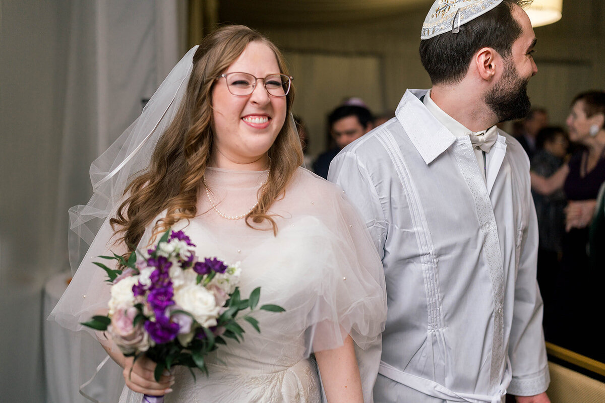 Eliana-Melmed-Photography-Chicago-LosAngeles-Jewish-WeddingPhotography-Chuppah-00275