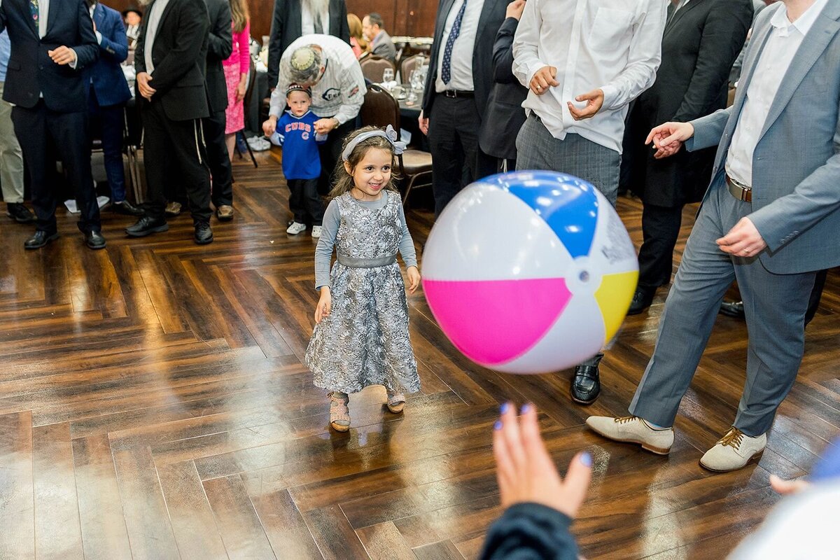 Eliana-Melmed-Photography-Chicago-LosAngeles-Jewish-WeddingPhotographer-CarmiKalman-Shtick-00048