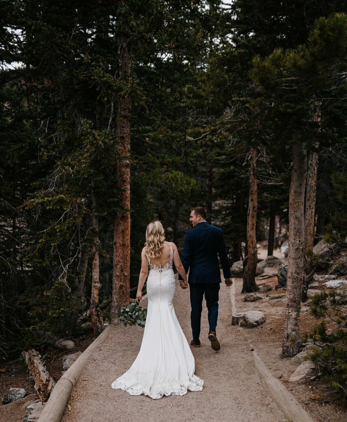 minnesota wedding photographer and videographer based in minneapolis minnesota. A husband and wife photo and video team capturing adventure and destination weddings.