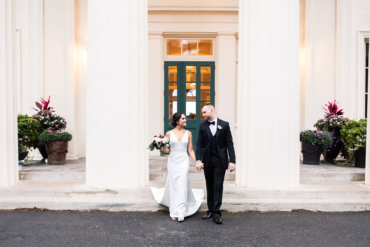 wadsworth-mansion-connecticut-wedding-photos-stella-blue-photography