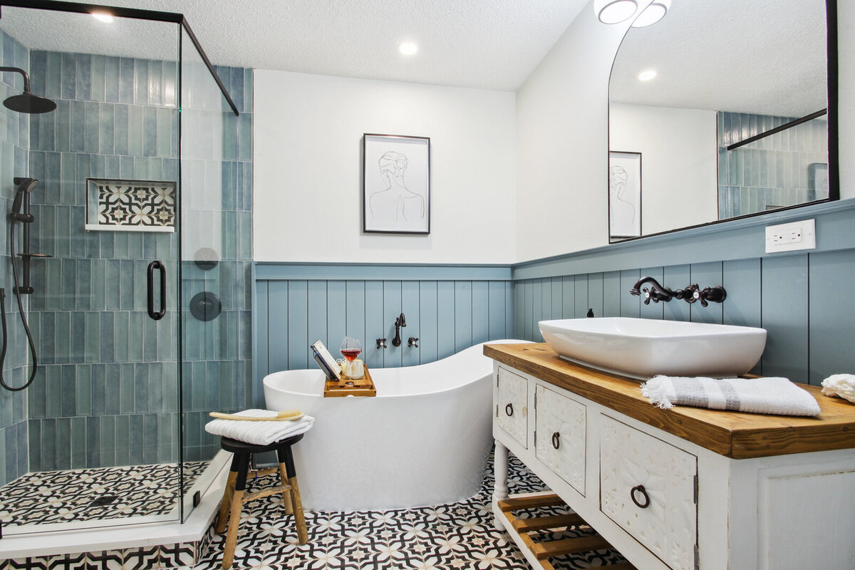 232313_010_1600x1067_mls