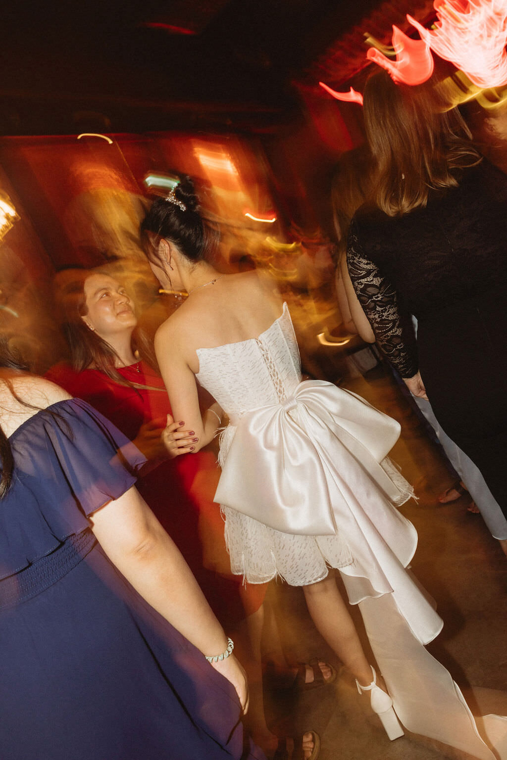 Vogue wedding photographer | Montreal Editorial wedding photographer | luxury moment photography-1170