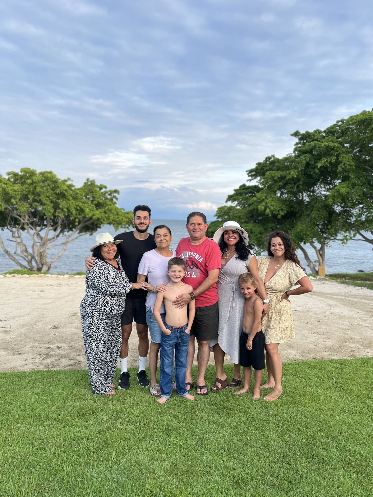 Family photo in Mexico for family vacation