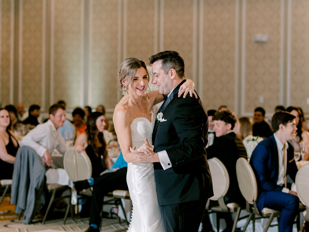 Virginia & Michael's Wedding at the Adolphus Hotel | Dallas Wedding Photographer | Sami Kathryn Photography-194