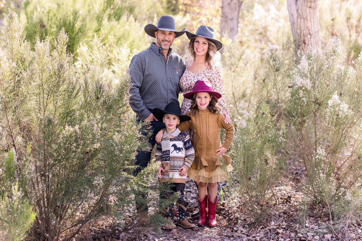 san-diego-family-photography-sweetwater-regional-park-family-of-four