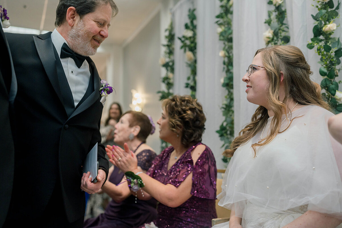 Eliana-Melmed-Photography-Chicago-LosAngeles-Jewish-WeddingPhotography-KabbalatPanim-00061