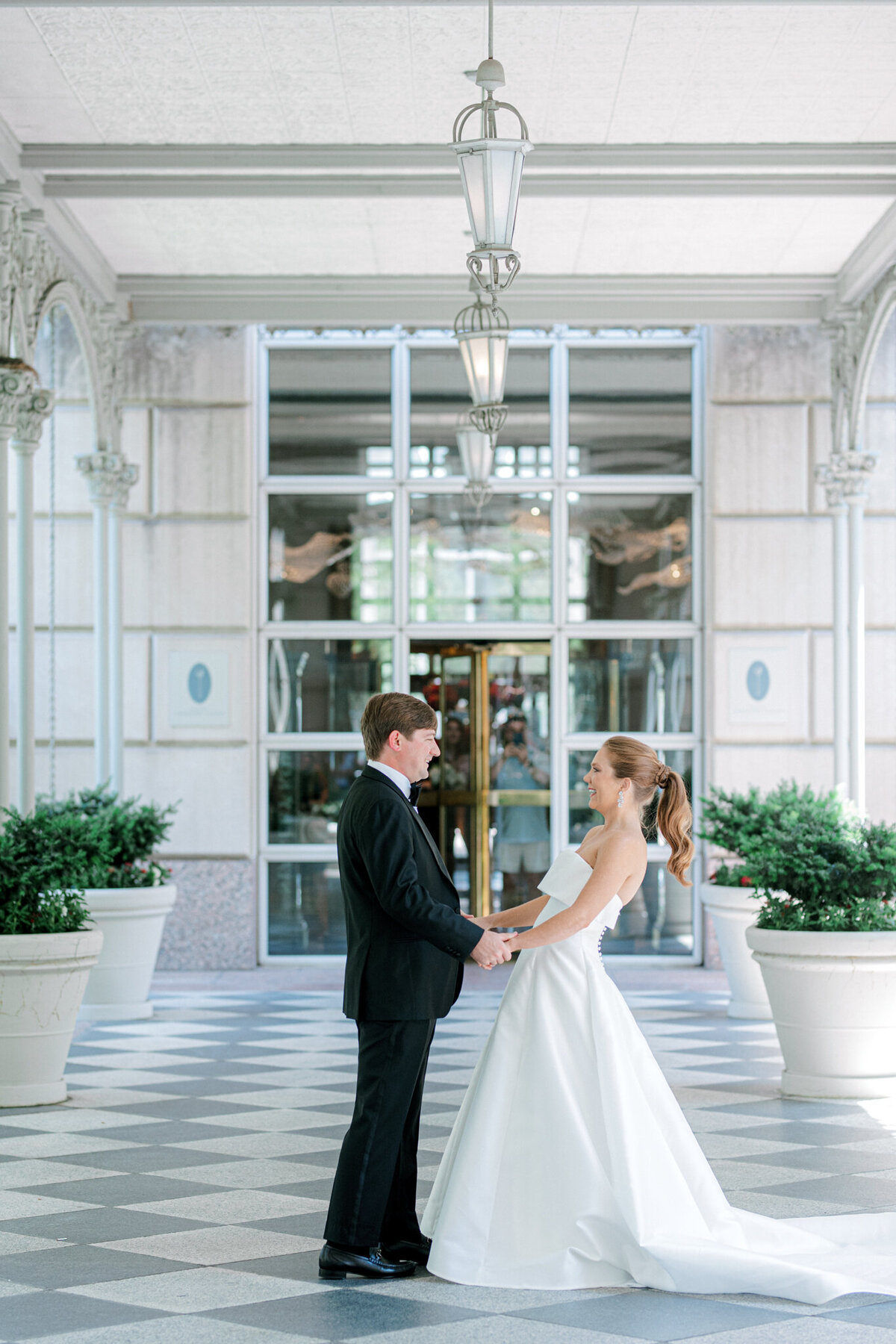 Hannah & Jason's Wedding at Hotel Crescent Court Club Perkins Chapel | Dallas Wedding Photographer | Sami Kathryn Photography-58