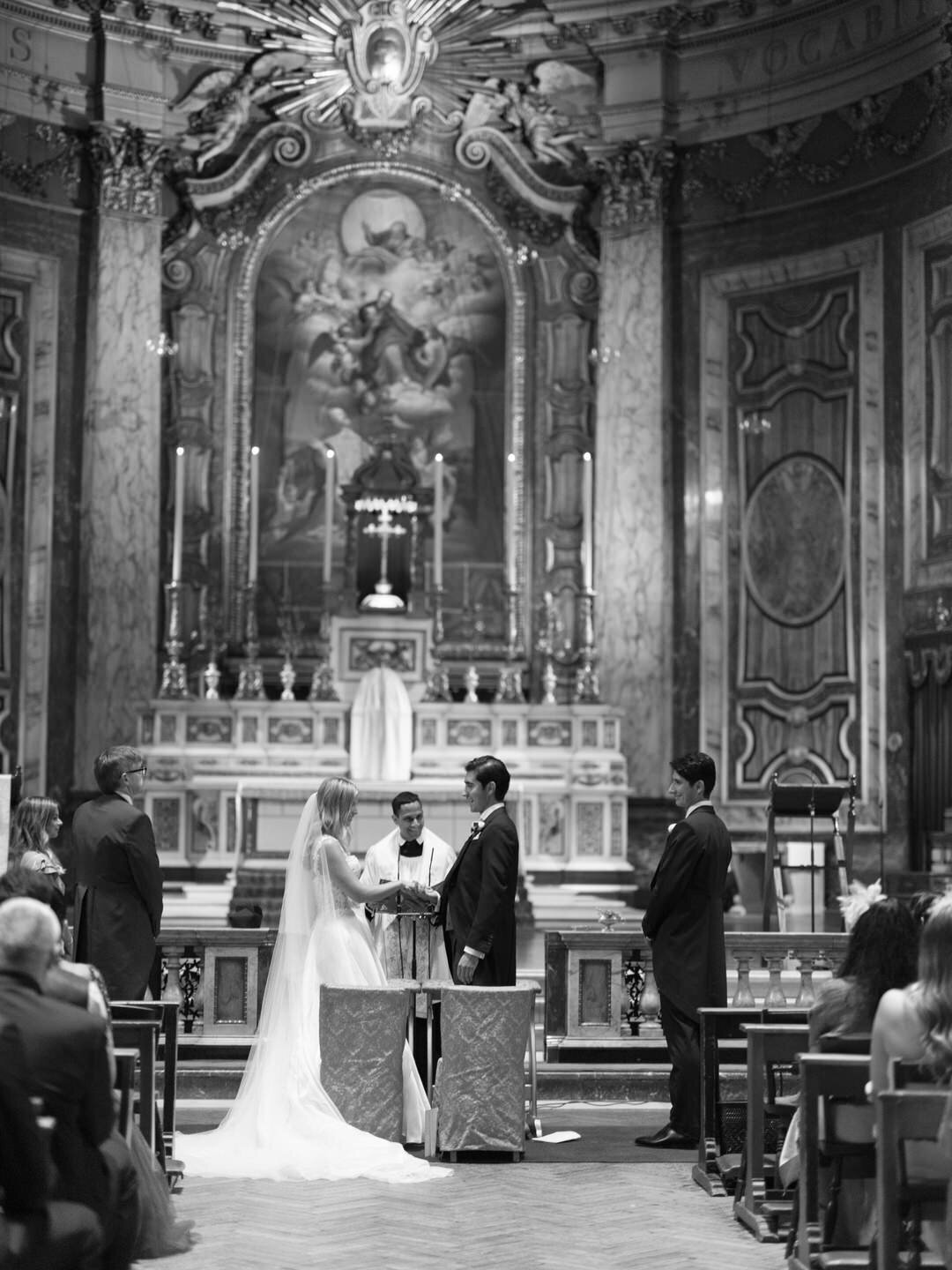 EmmaPilkington_Holly&Antoine-16