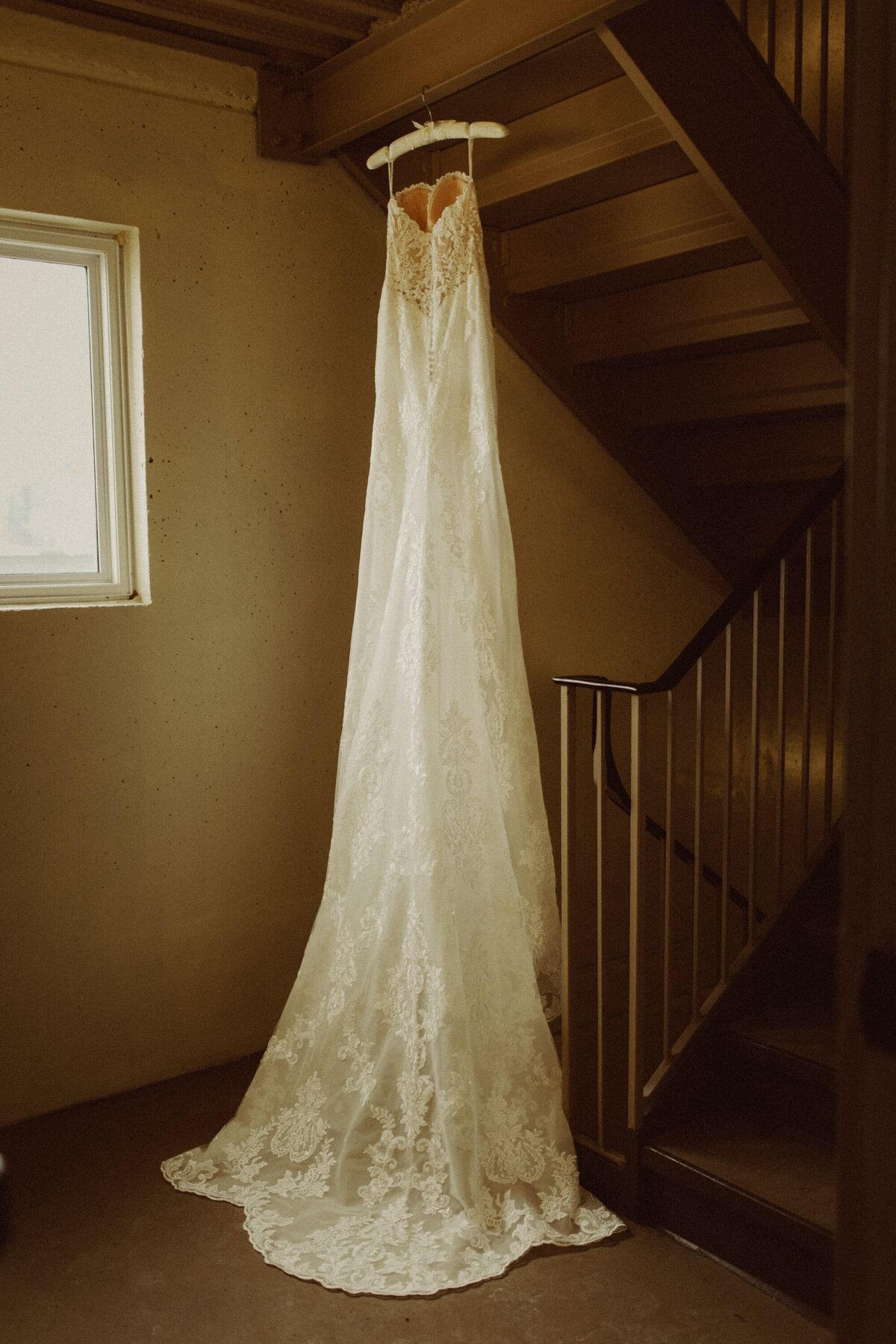 Bride-Dress-Details