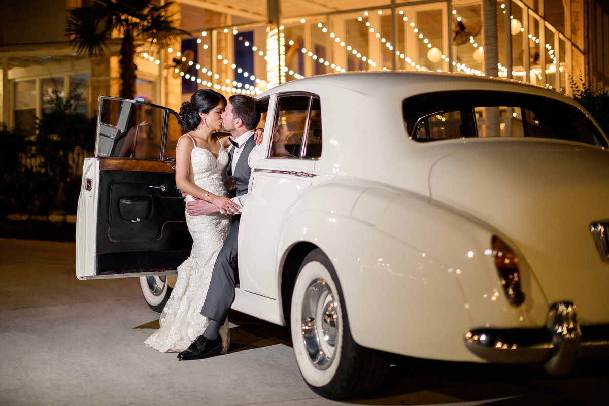 Austin wedding photographer casa blanca on brushy creek bride groom classic car