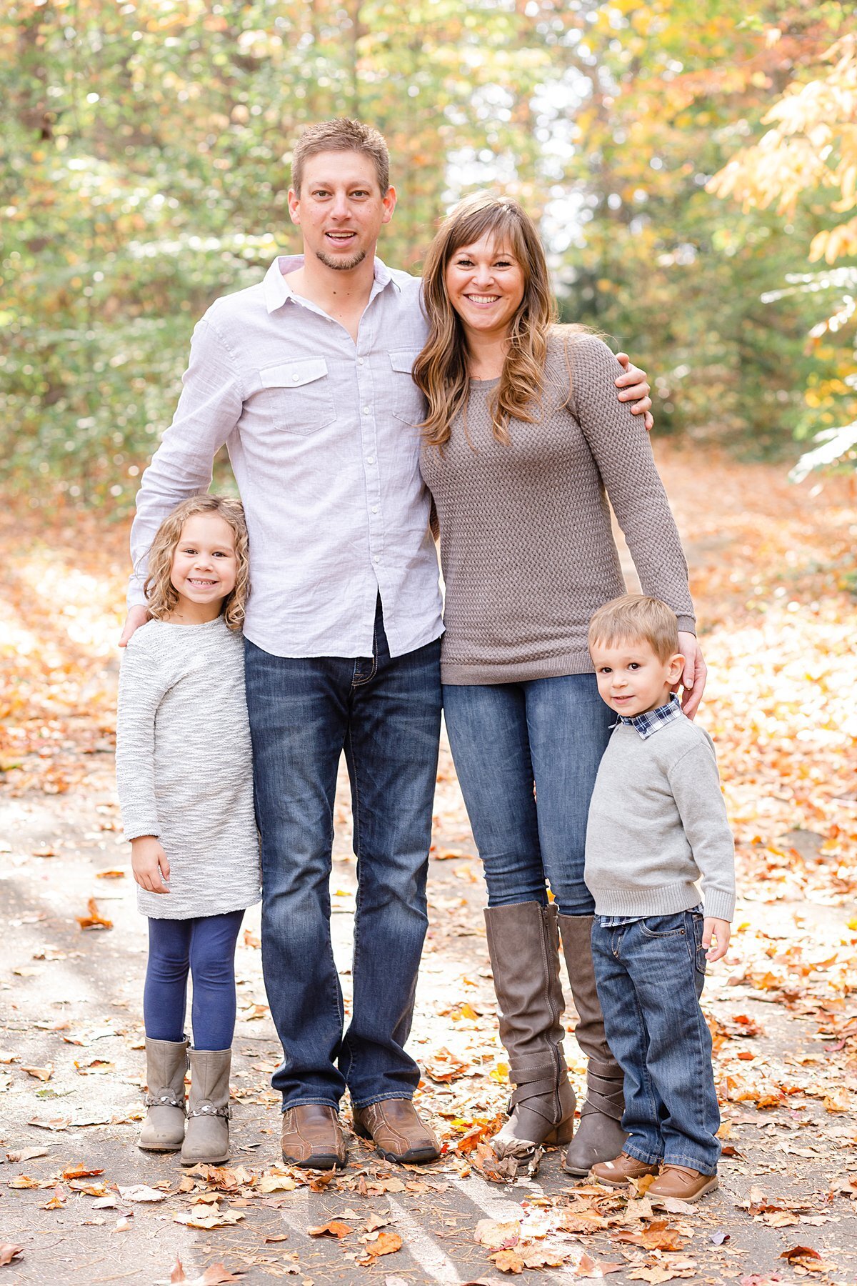 outdoor-fall-mini-sessions-cleveland-park-greenville-sc-7