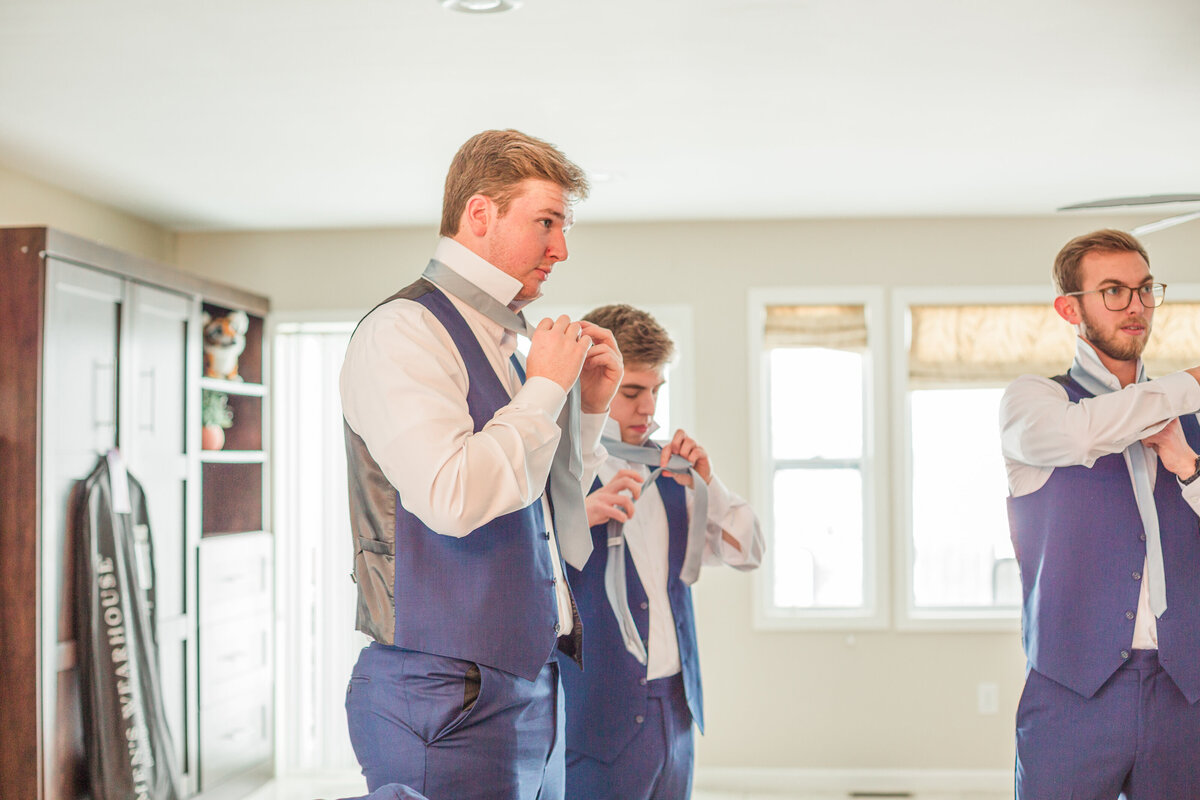 LillieMaePhoto-Lindsey&JoshWedding-GettingReady-8225
