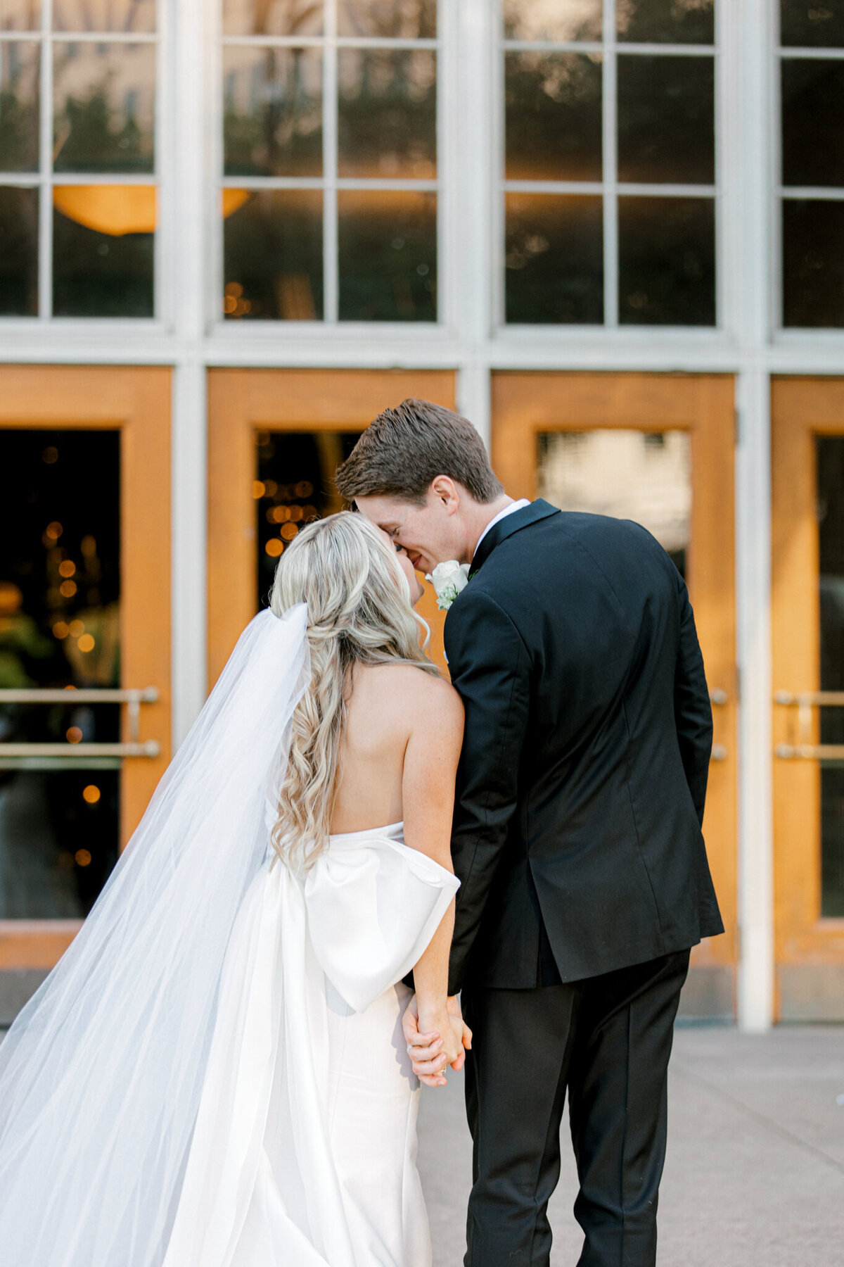 Madison & Michael's Wedding at Union Station | Dallas Wedding Photographer | Sami Kathryn Photography-150