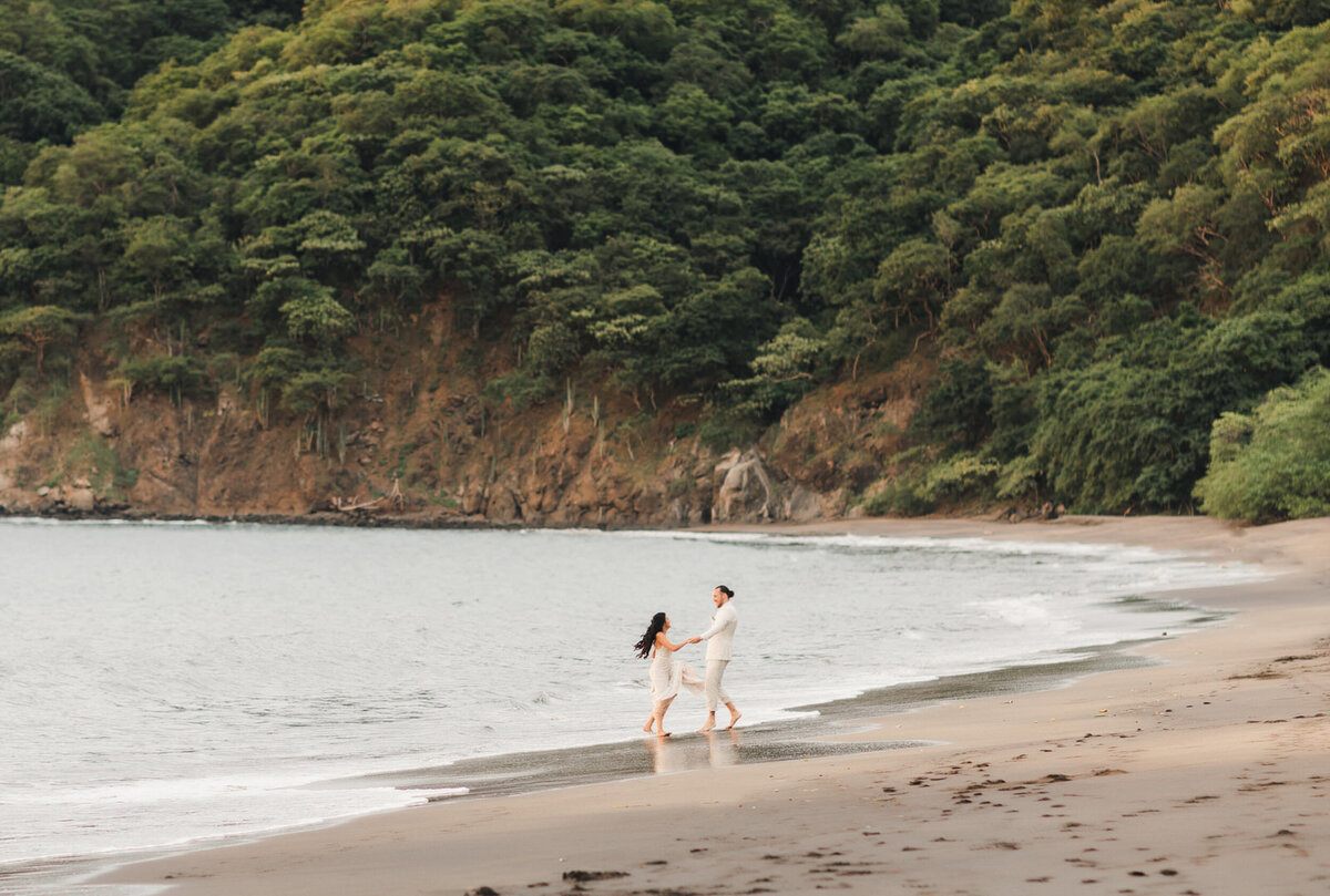 destination-wedding-photographer-in-kitchener-waterloo-costa-rica