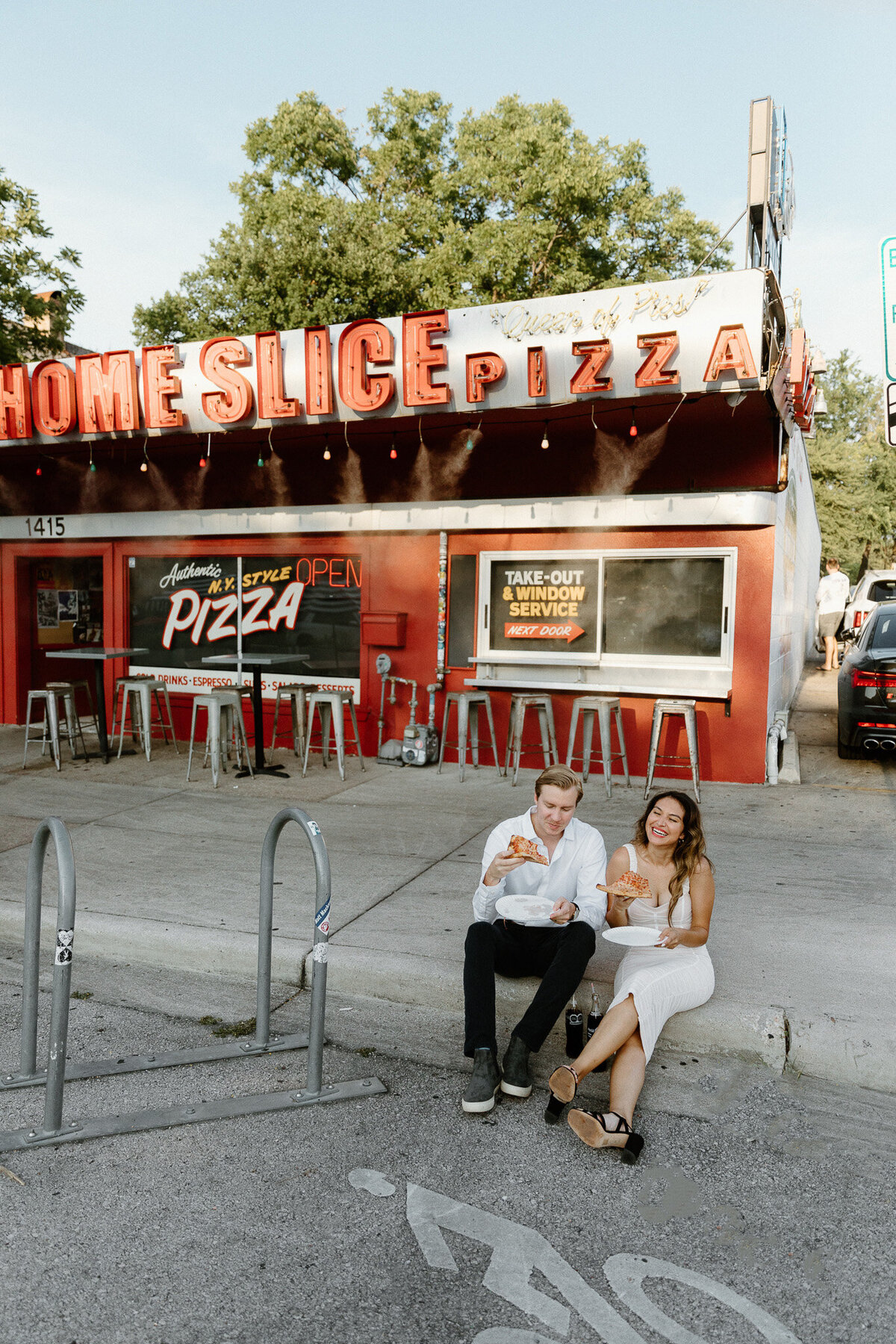 pizza date couples photos