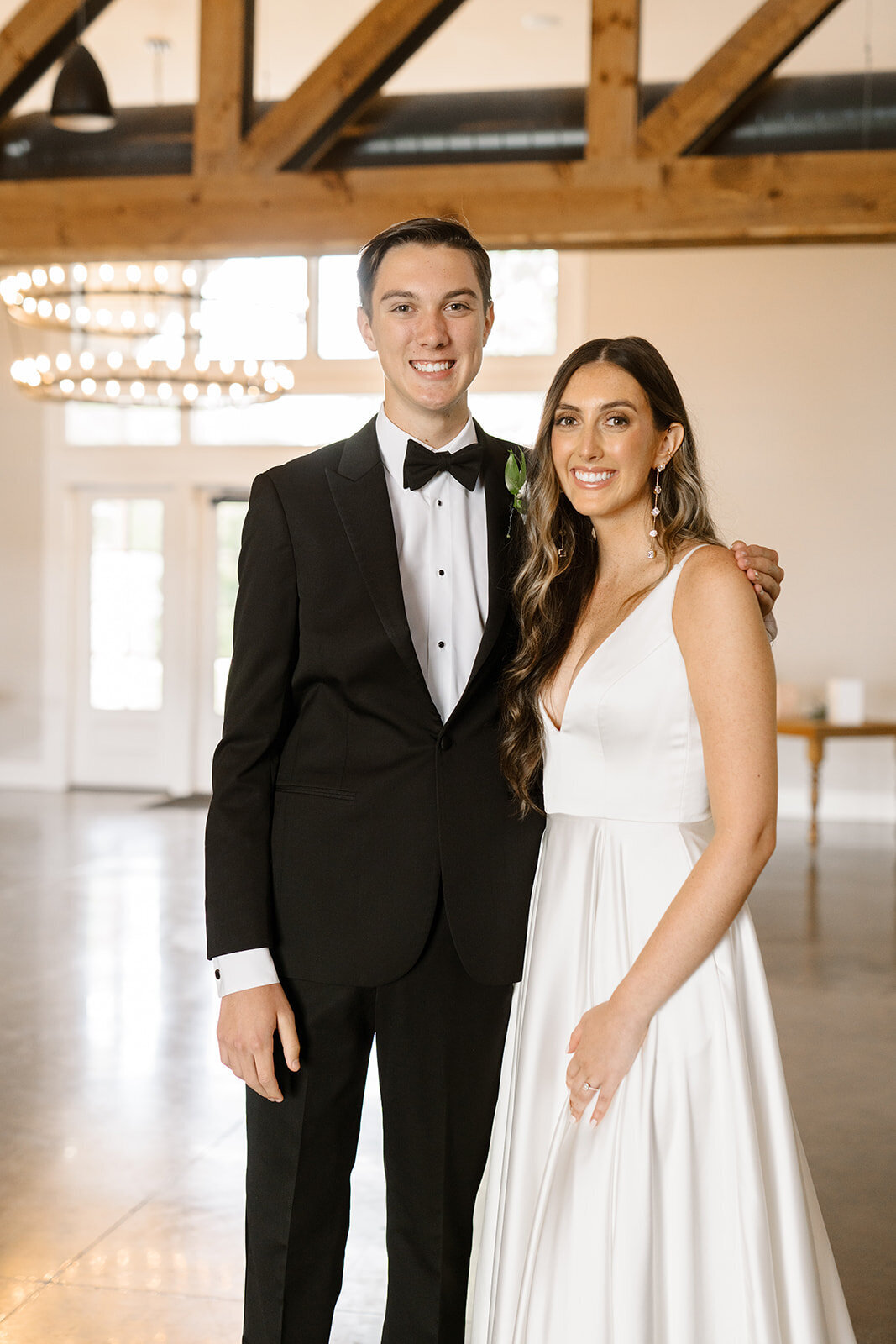 Rebecca and Dan _ The Ridge Wedding Venue _ Kansas City Wedding Photography _ Nick and Lexie Photo + Film-616