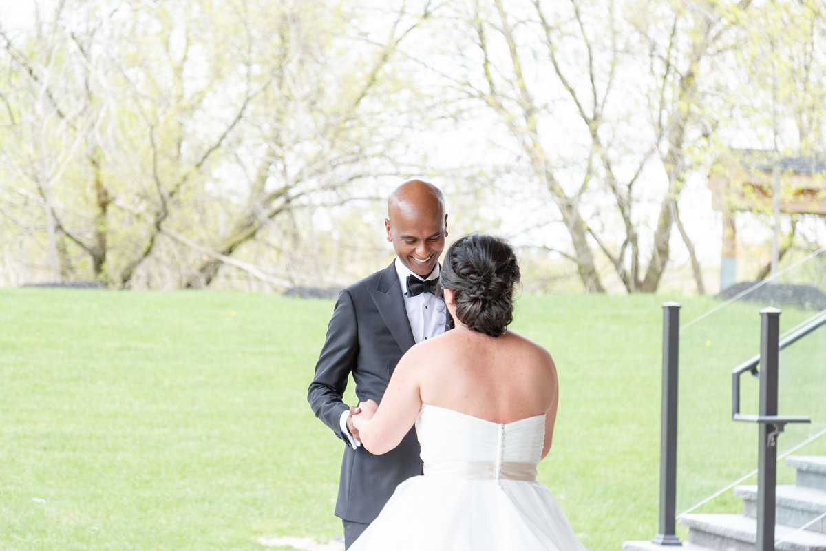 arlington-estae-Vicky-and-Emmanuel-Wedding-First-Look-Chris-and-Micaela-Photography-45