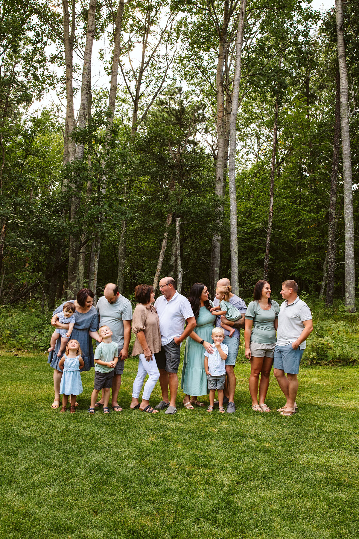 Minnesota-Alyssa Ashley Photography-Roerick family session-9
