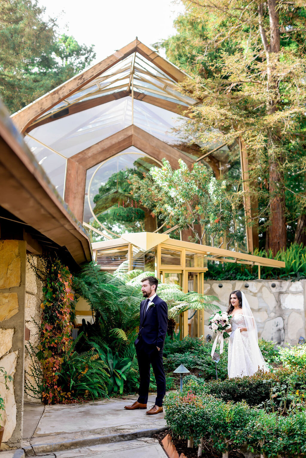 first-look-wayfarer-chapel-wedding-california-sarah-block-photography