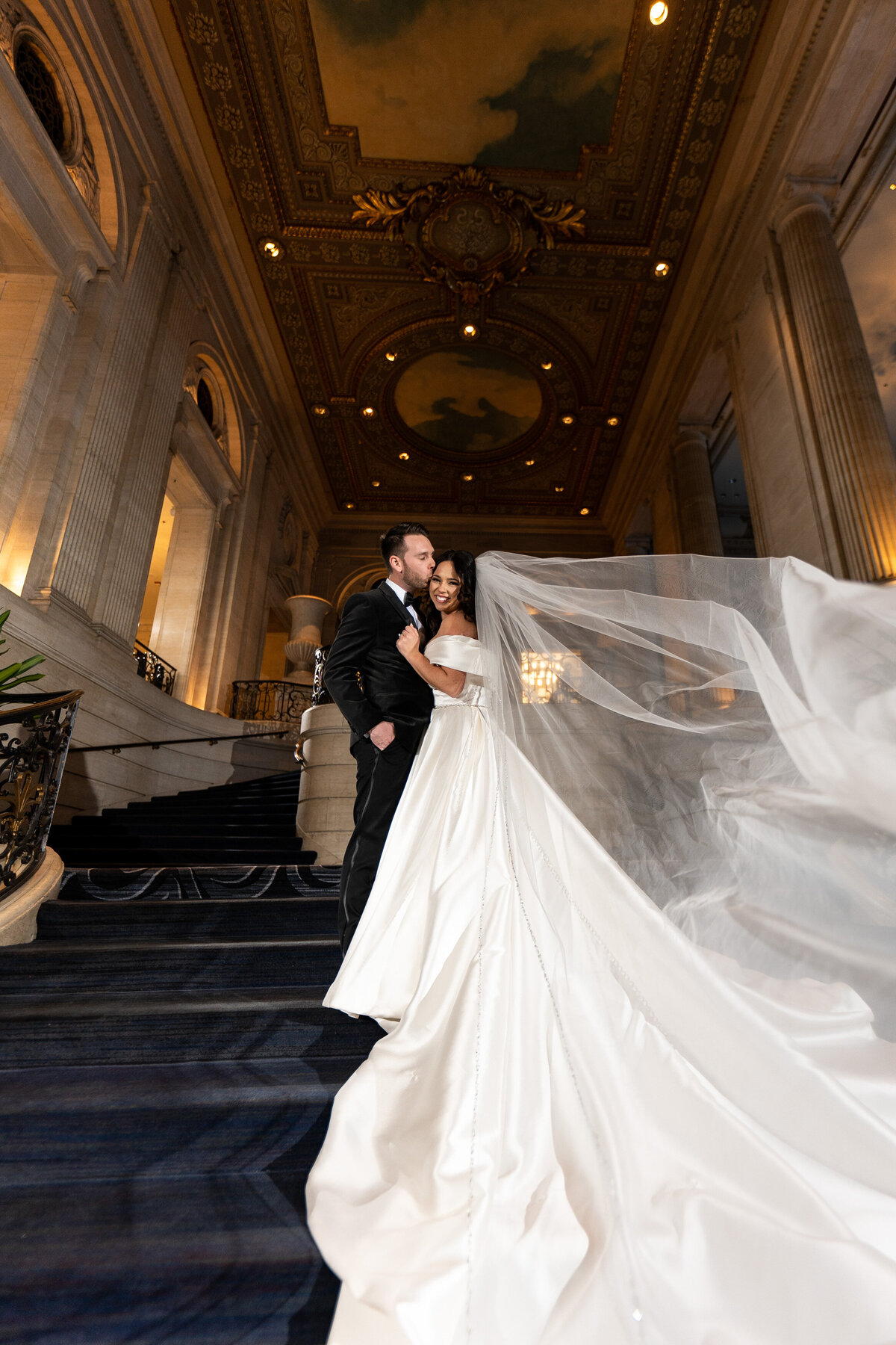17-Hilton-Chicago-Wedding-Photos-Lauren-Ashlely-Studios