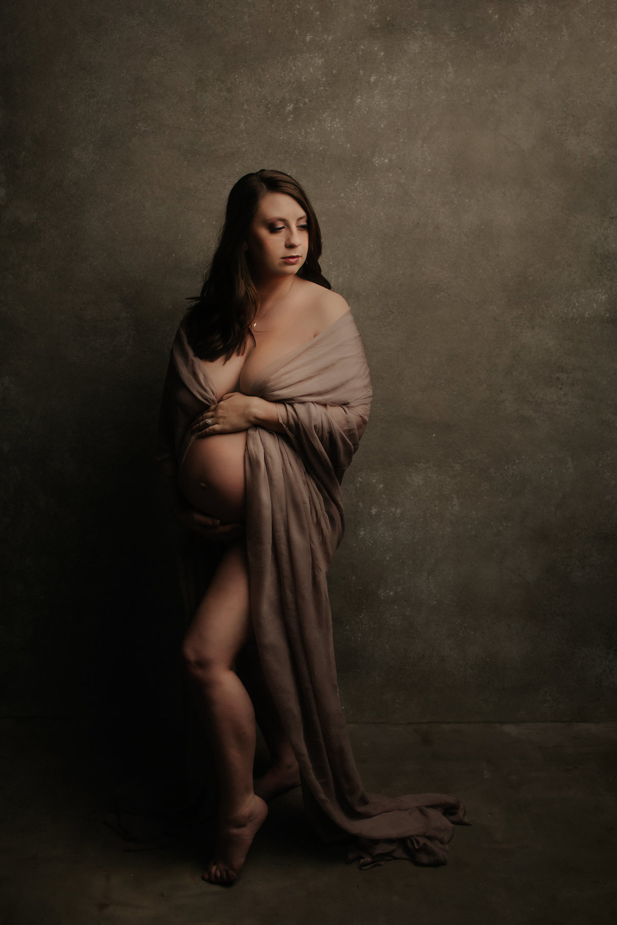 pregnancy photographer akron ohio