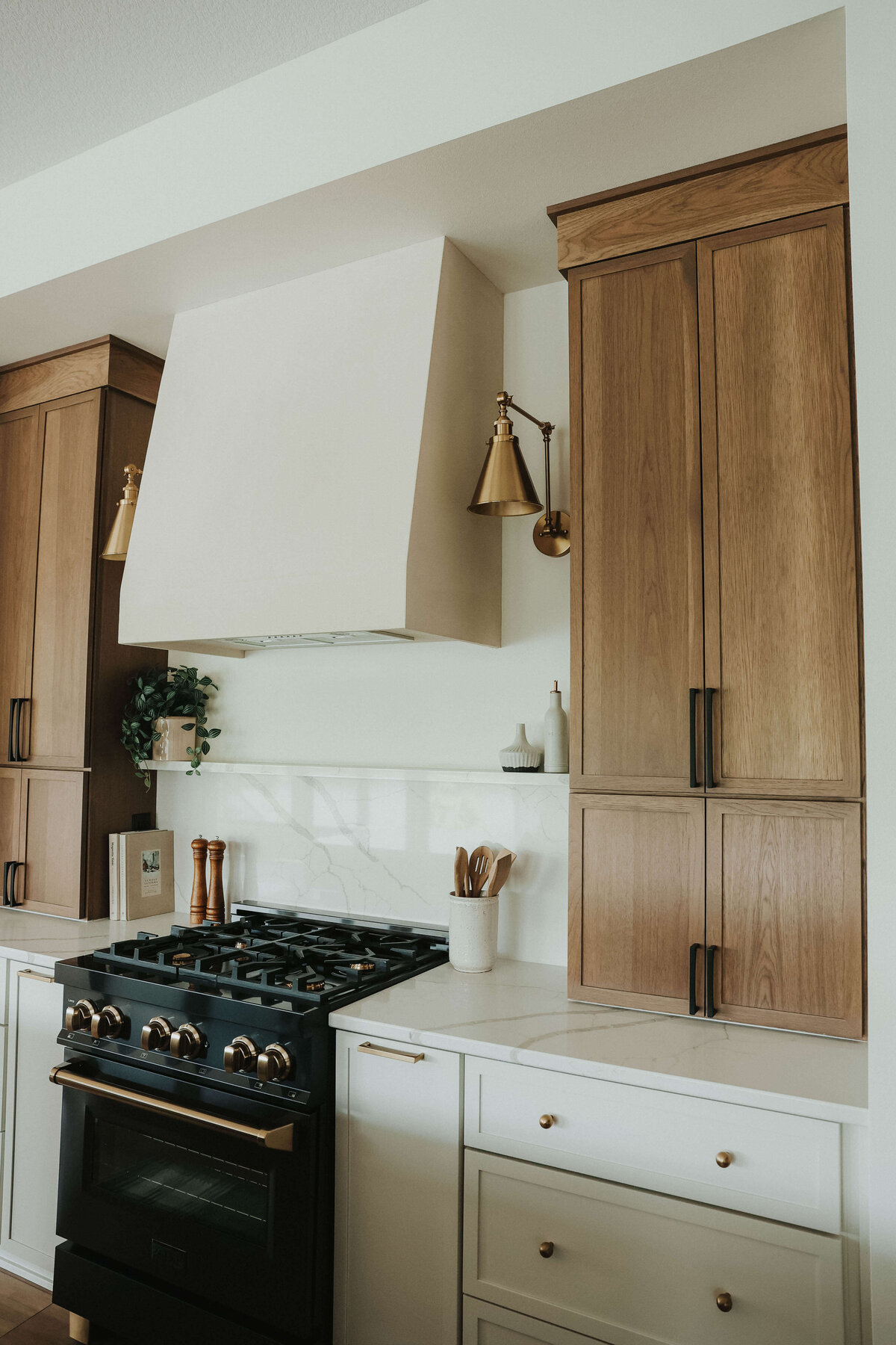 4171-Kitchen-Panora-Central-Iowa-Custom-Home-JRL-Builders-E23A3576